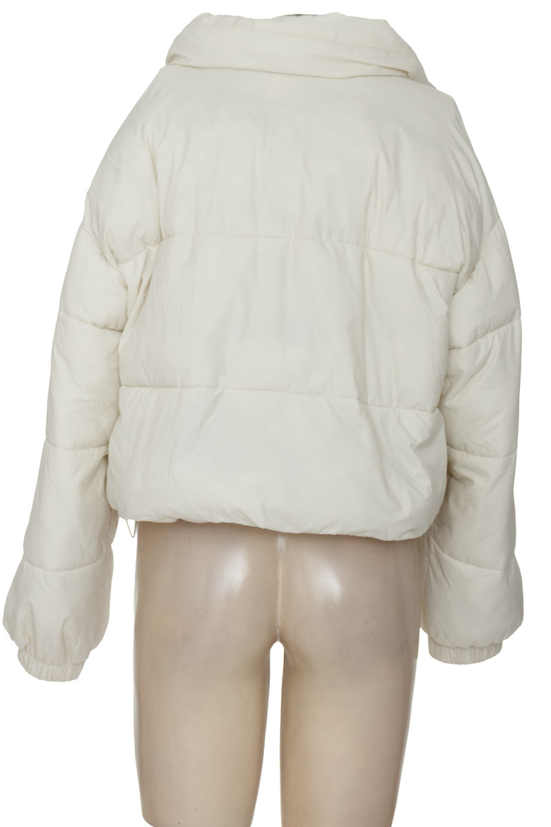 Chaqueta / Abrigo color Blanco - Dazy