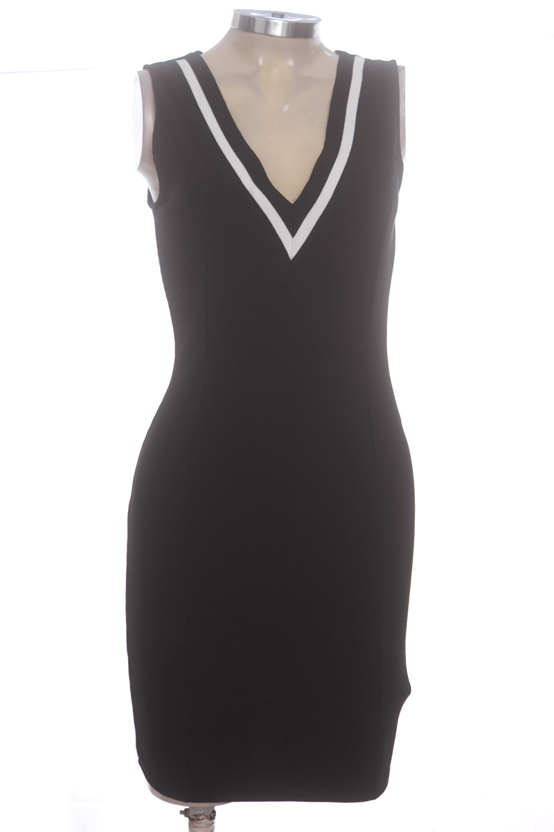Vestido / Enterizo color Negro - Studio F