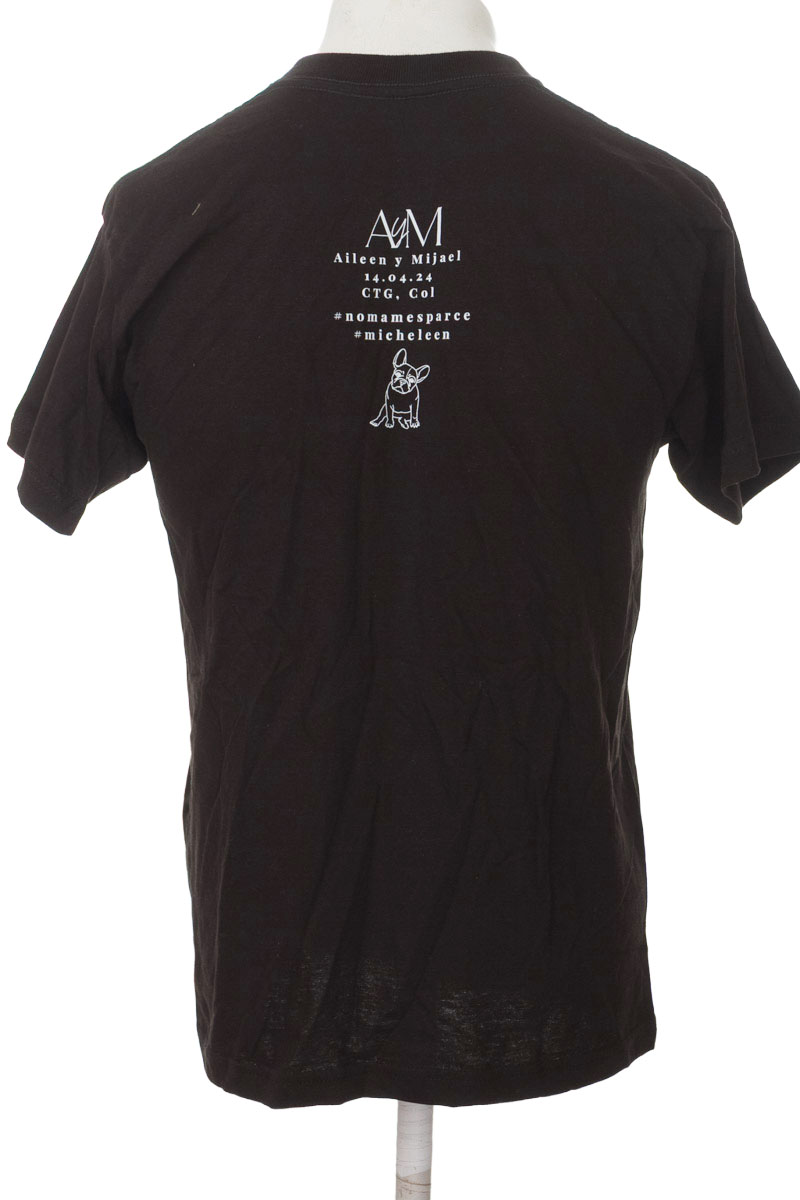 Camiseta color Negro - Closeando