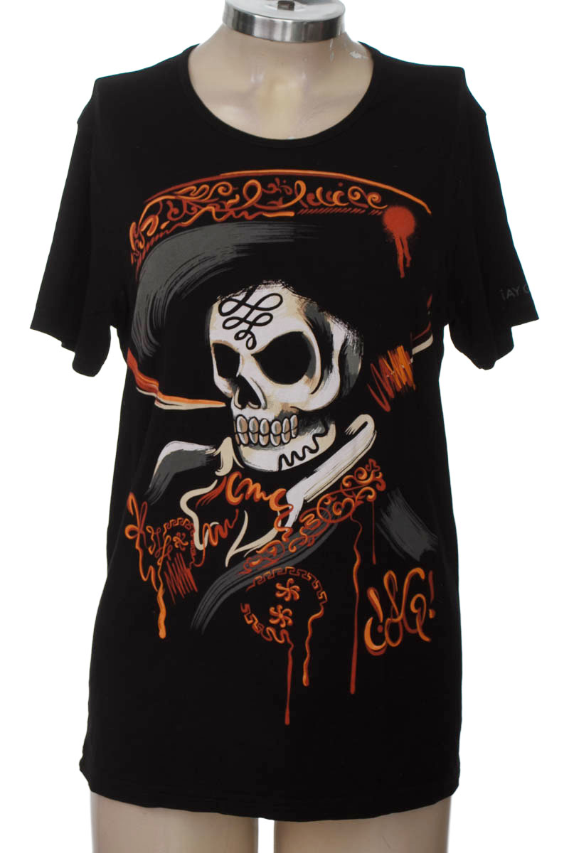 Top / Camiseta color Negro - Closeando