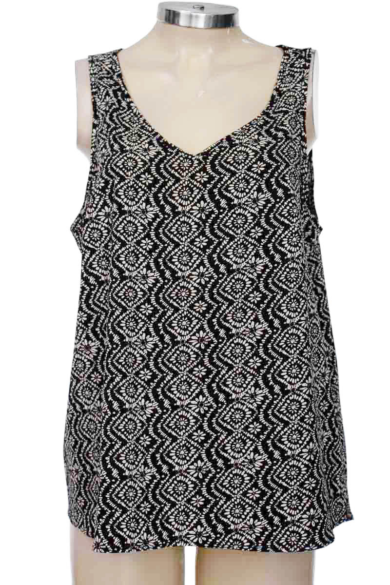 Top / Camiseta color Negro - Atmosphere