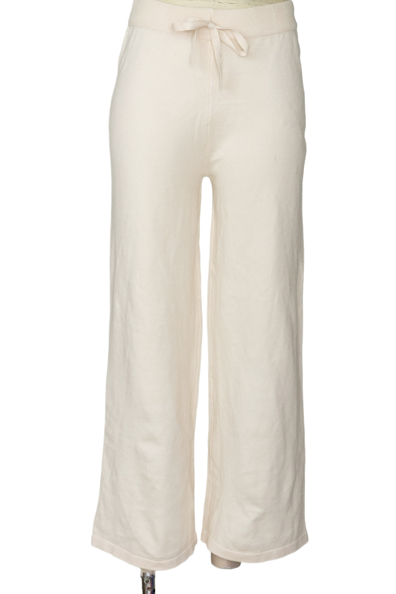 Pantalones color Beige - Closeando