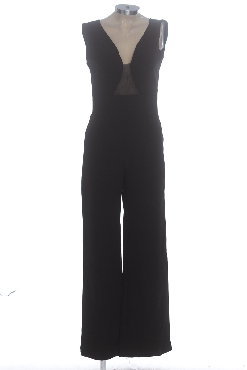 Vestido / Enterizo color Negro - Closeando