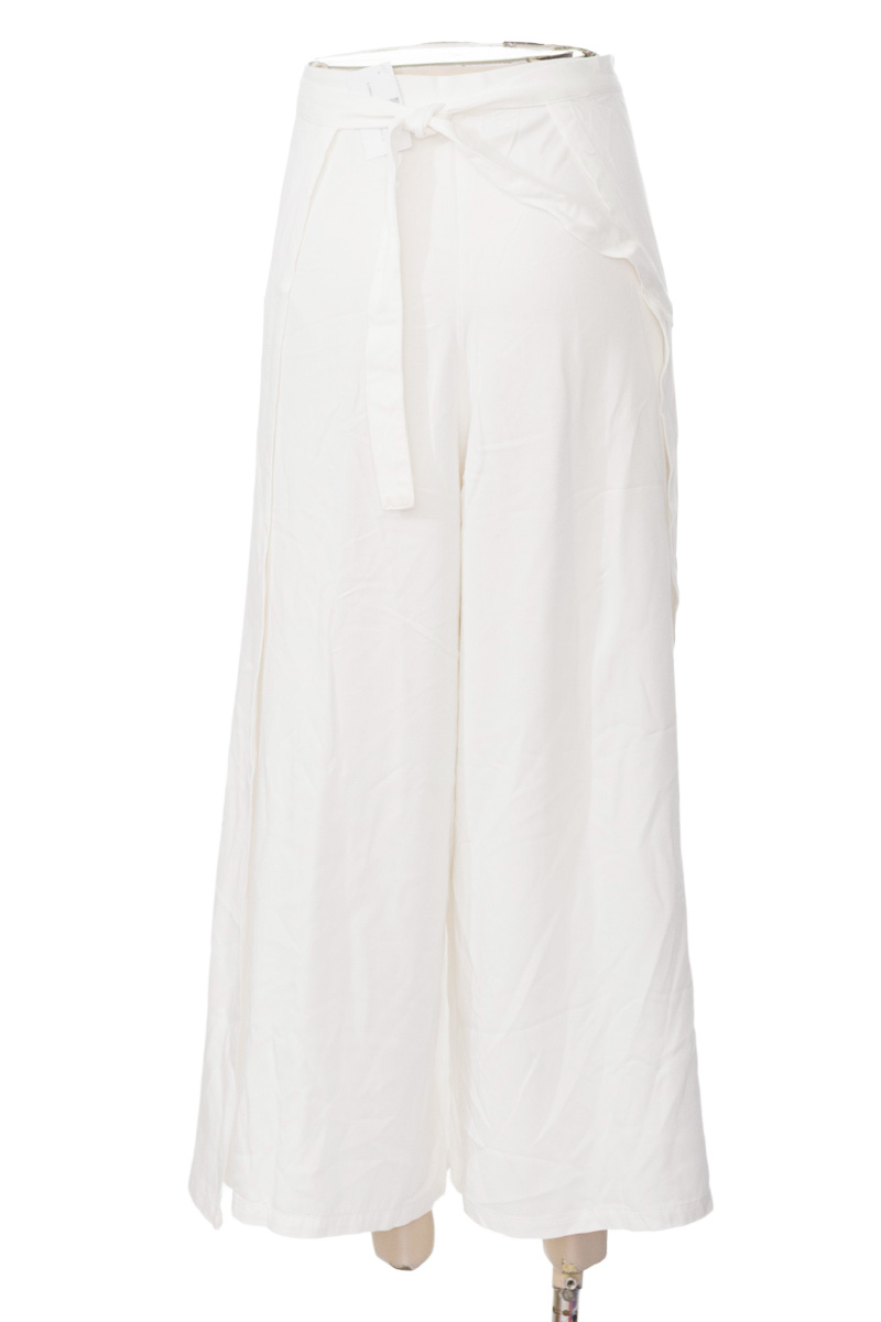 Ropa Deportiva / Salida de Baño color Blanco - La obra de arte soy yo 