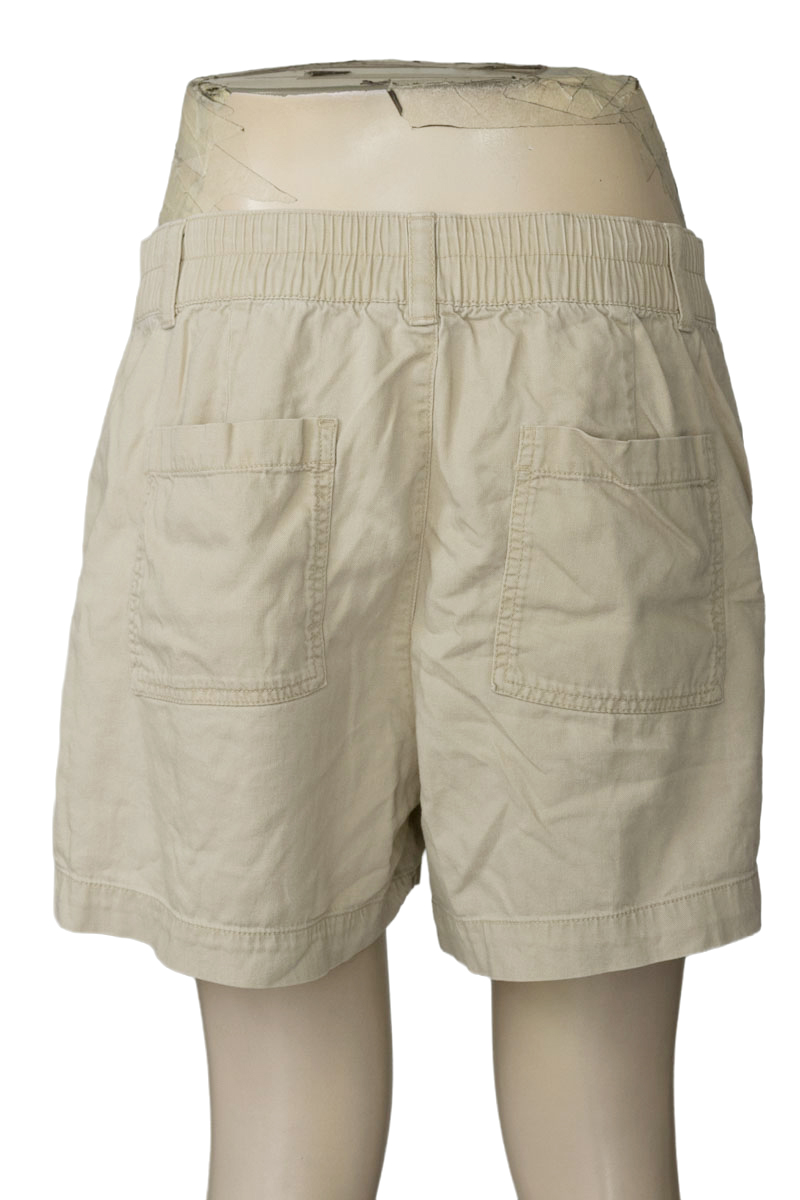 Short color Beige - GAP