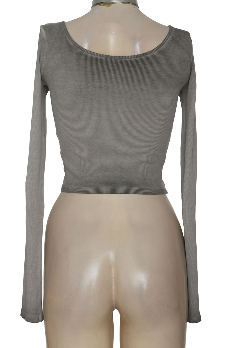 Top / Camiseta color Gris - Divided by H&M