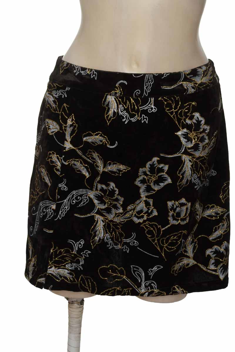 Falda color Negro - Closeando