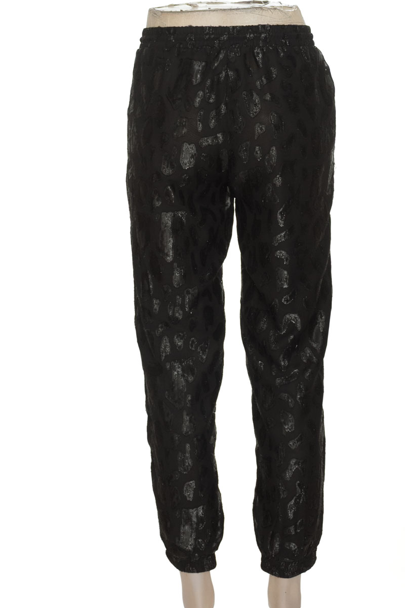 Pantalones color Negro - Zara