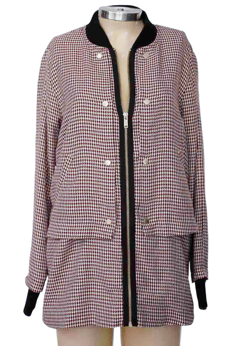 Chaqueta / Abrigo color Rojo - Chevignon