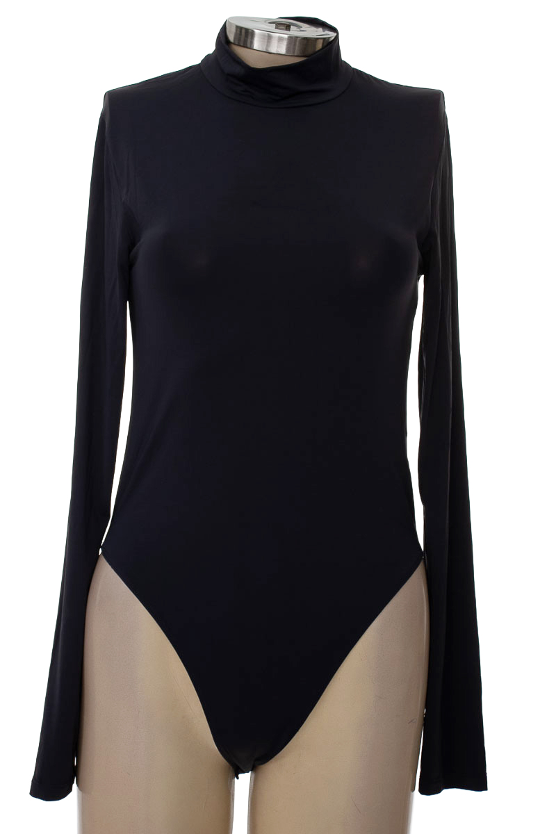 Top / Camiseta color Azul - Zara