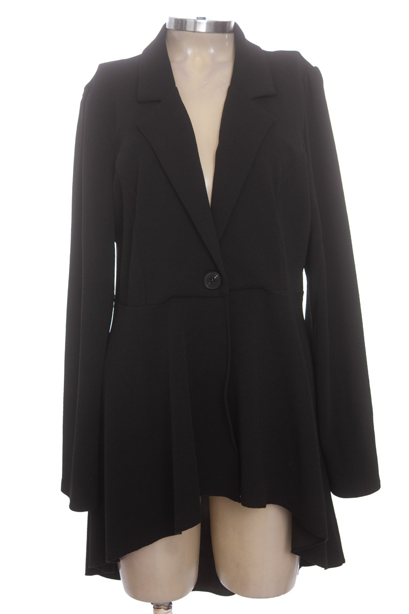 Chaqueta / Abrigo color Negro - Closeando