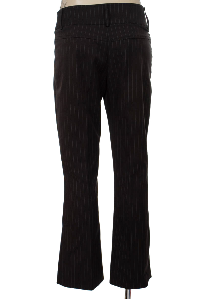 Pantalones color Gris - Closeando