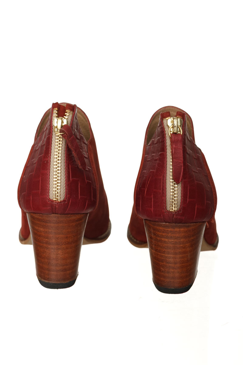 Zapatos color Vinotinto - J&L
