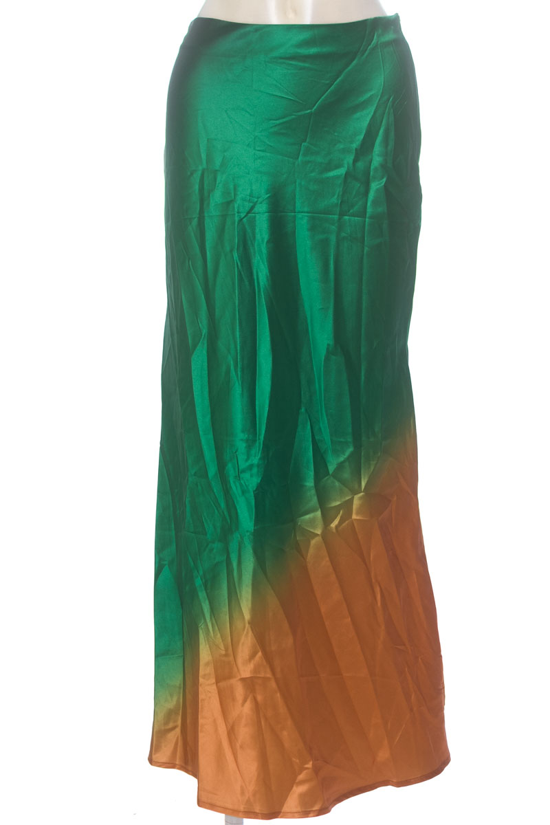 Falda color Verde - Closeando