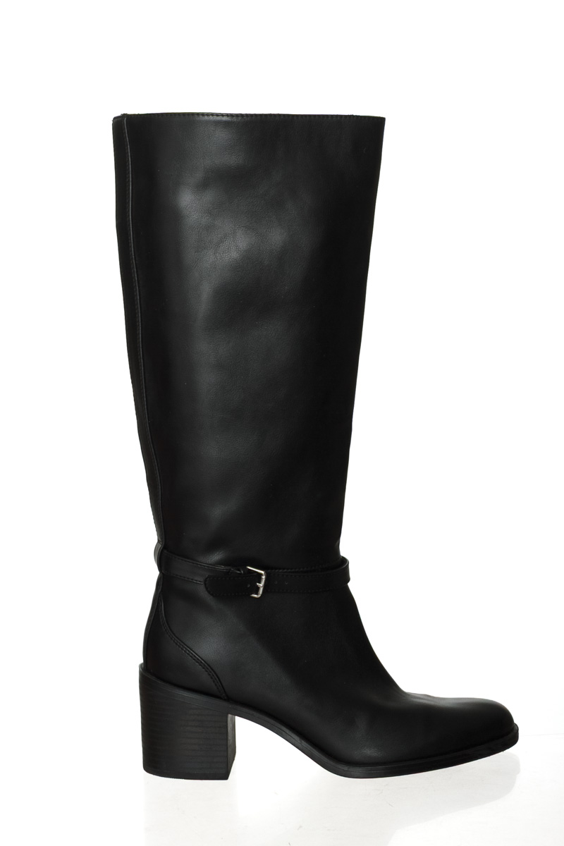 Zapatos color Negro - Zara