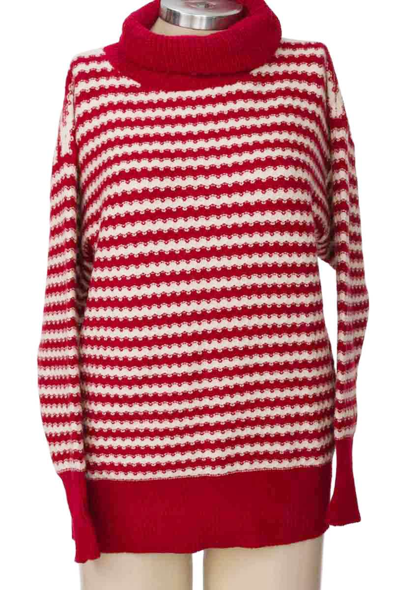 Sweater color Rojo - Closeando