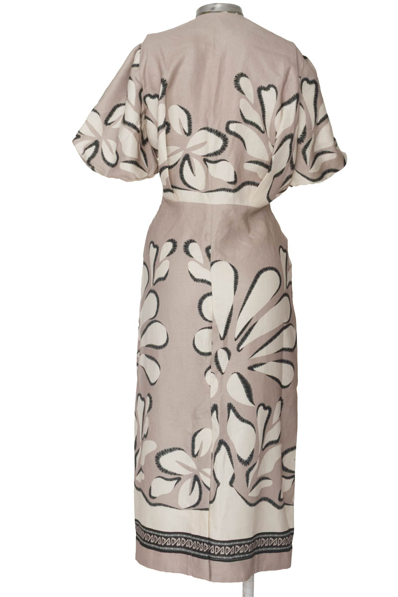 Vestido / Enterizo color Beige - Review