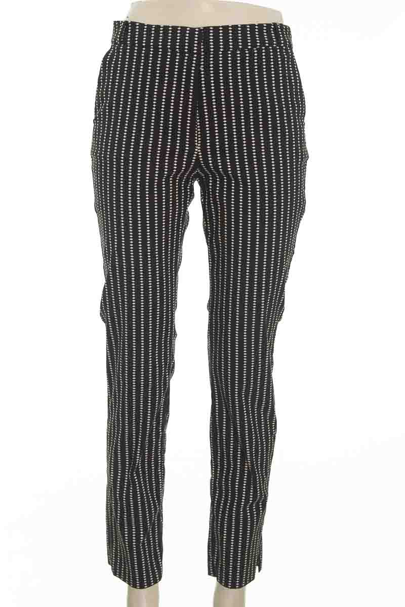 pantalones negros para mujer