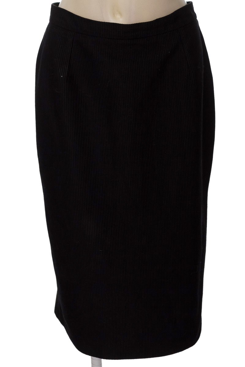 Falda color Negro - Closeando