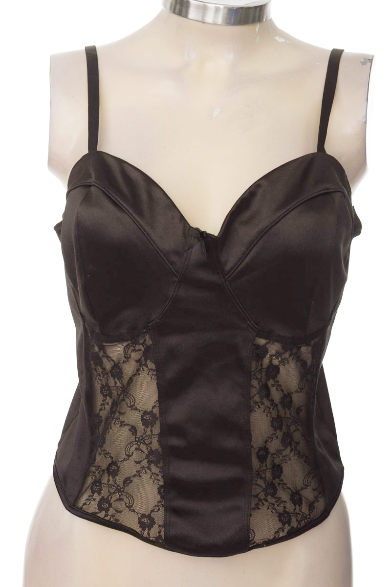 Top / Camiseta color Negro - Divided by H&M