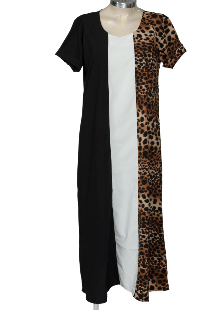 Vestido / Enterizo color Estampado - Closeando