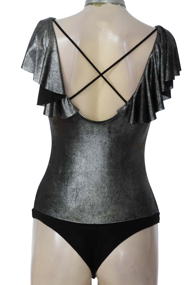 Top / Camiseta color Gris - Studio F