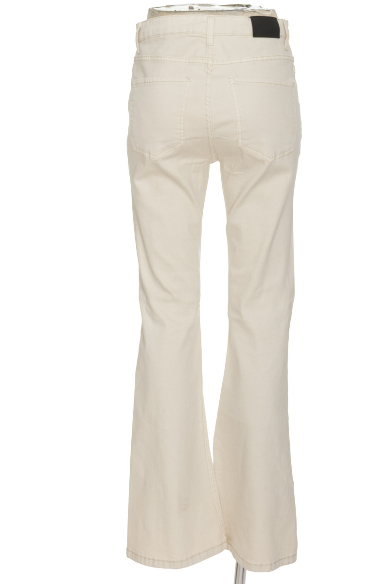 Pantalones color Beige - Bershka