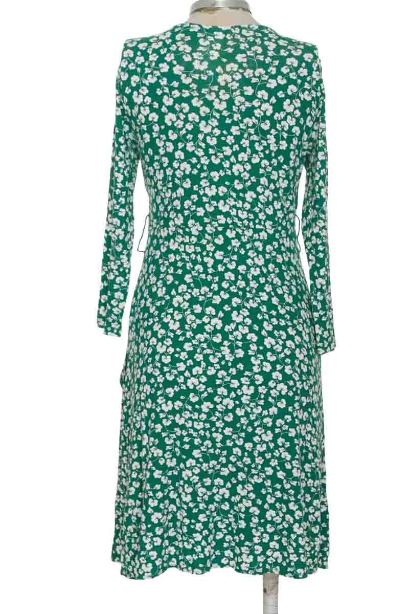 Vestido / Enterizo color Verde - H&M
