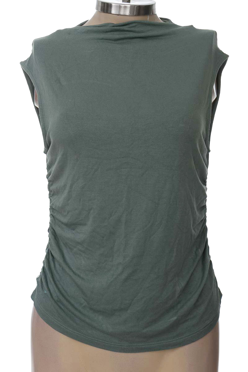 Top / Camiseta color Verde - Leonisa