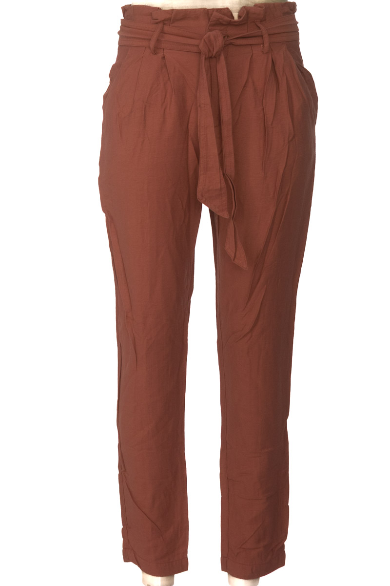 Pantalones color Rosado - NAF NAF