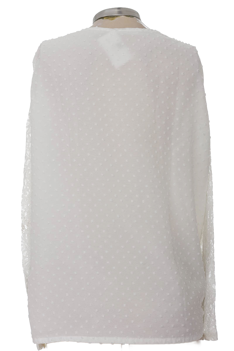 Blusa color Blanco - Closeando