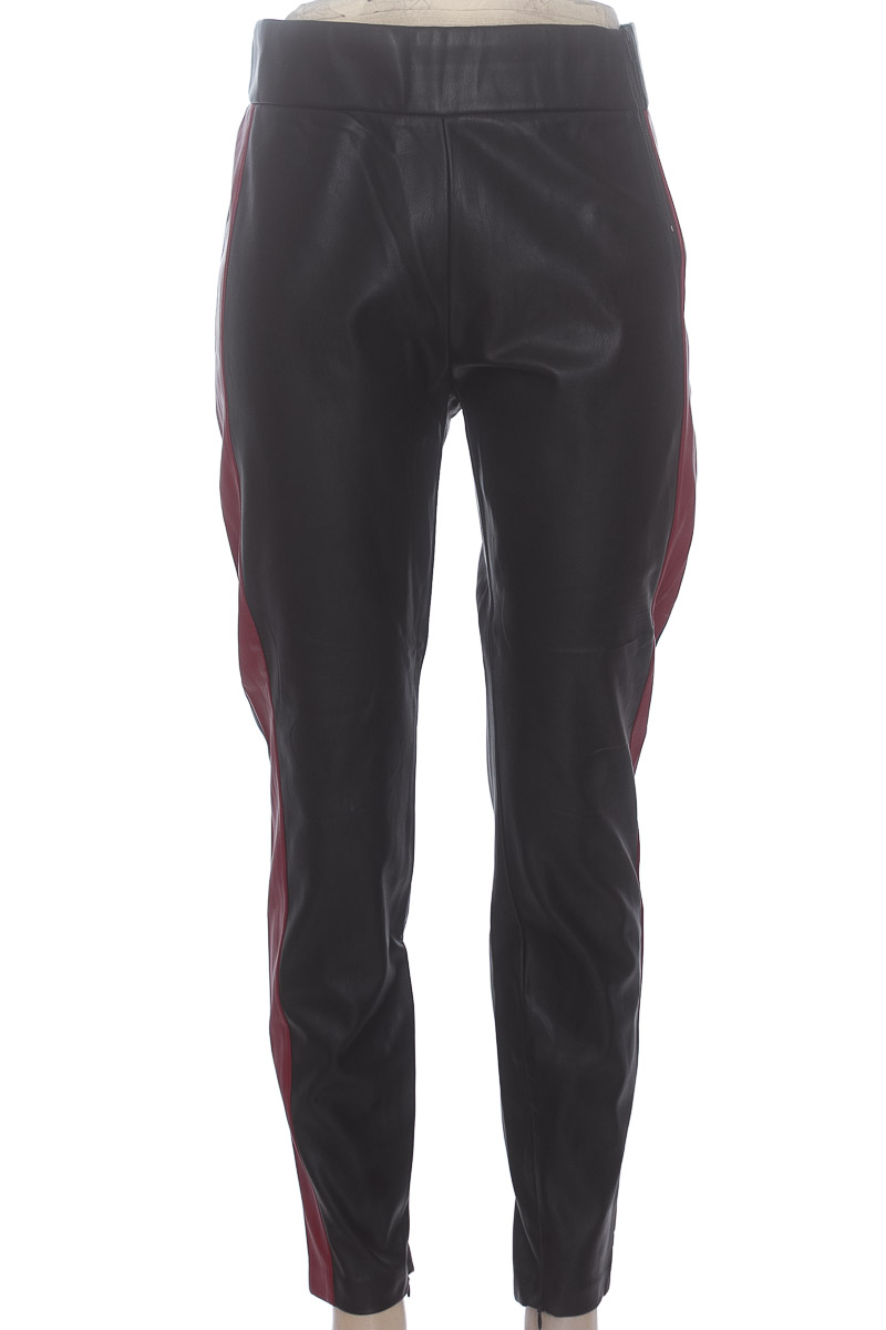 Pantalones color Negro - Zara