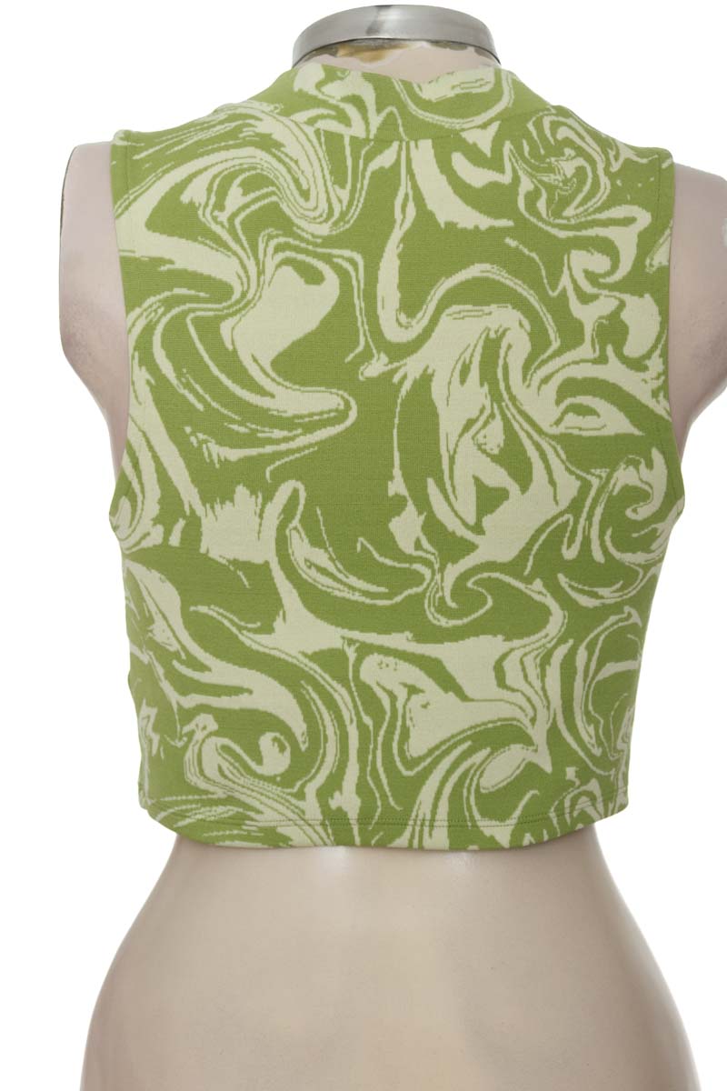 Top / Camiseta color Verde - Zara