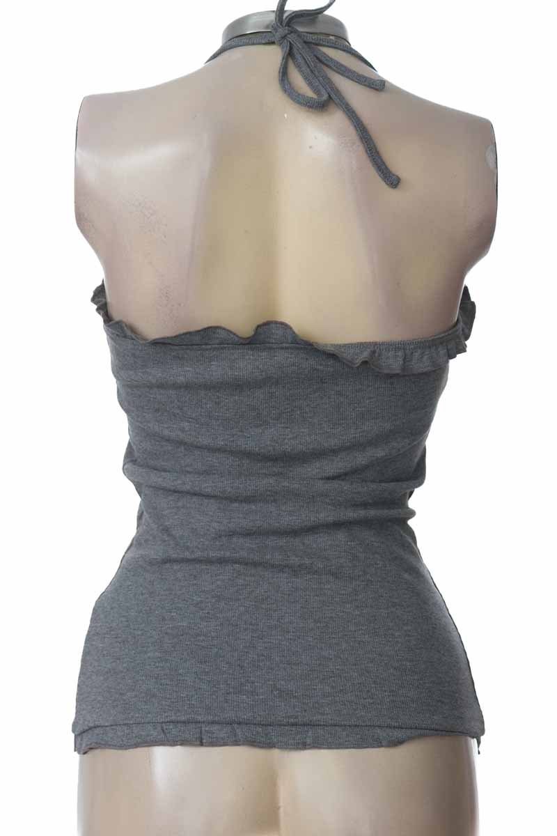 Top / Camiseta color Gris - Closeando