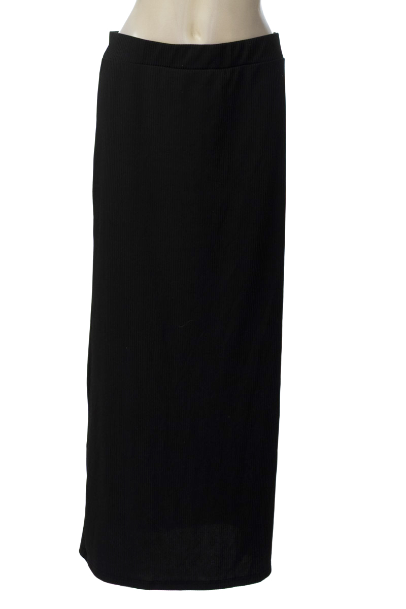Falda color Negro - Closeando