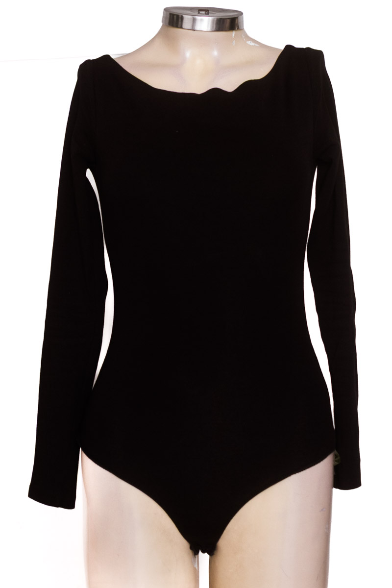 Top / Camiseta color Negro - Pull & Bear