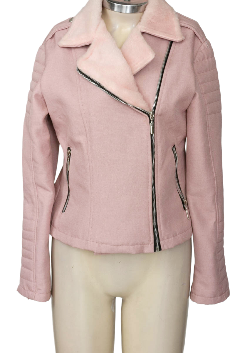 Chaqueta / Abrigo color Rosado - Alukard