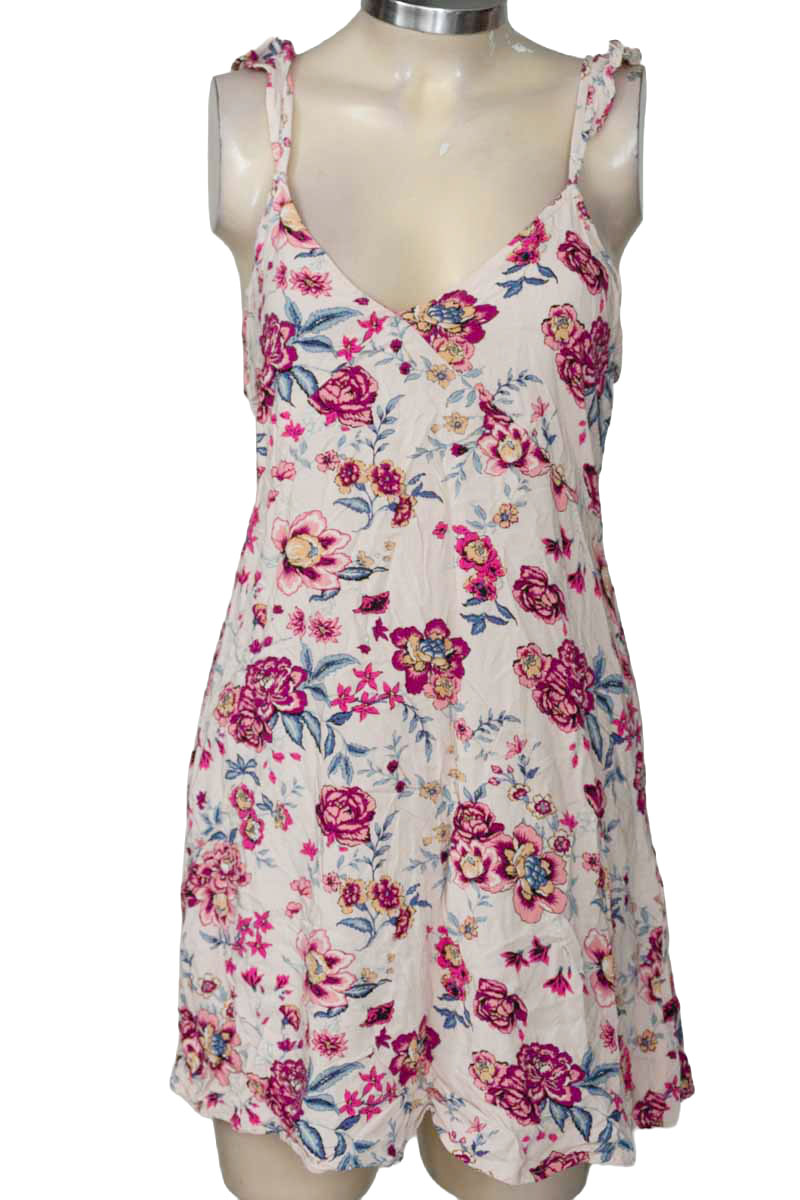 Vestido / Enterizo color Rosado - Sybilla