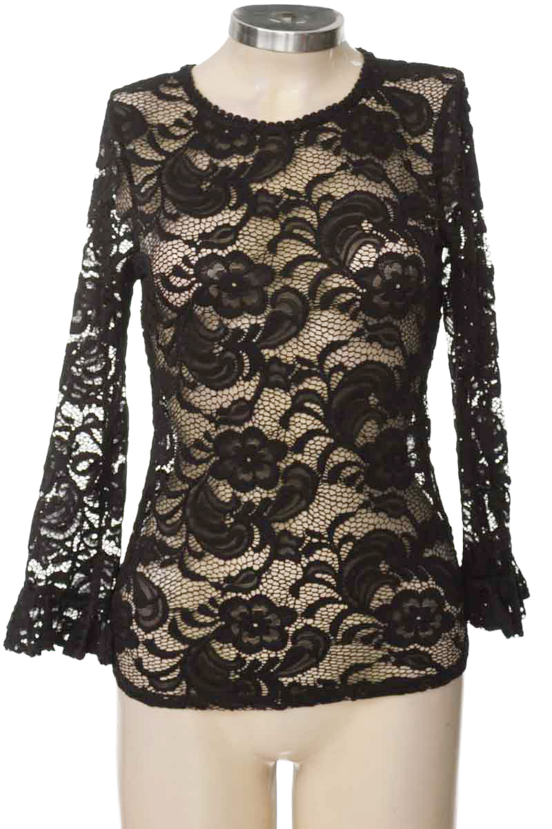 Top / Camiseta color Negro - ELA