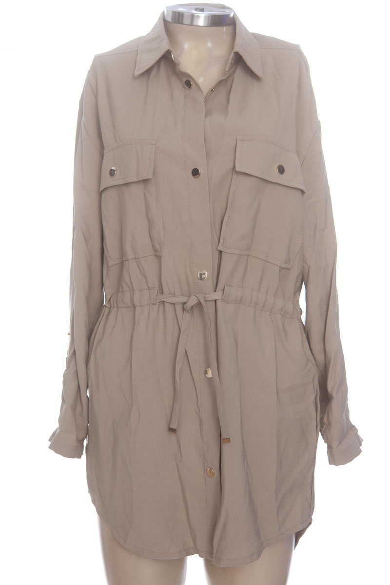 Chaqueta / Abrigo color Beige - Zara