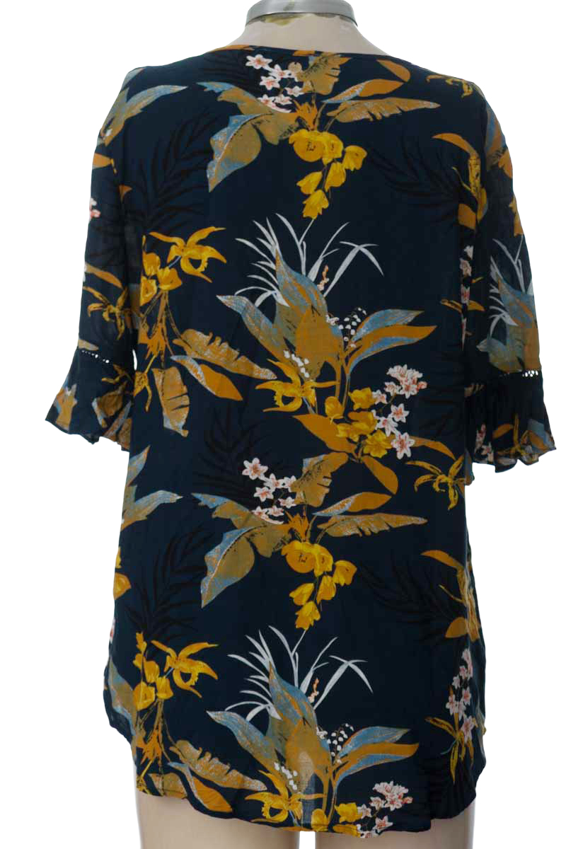 Blusa color Azul - APOLOGY