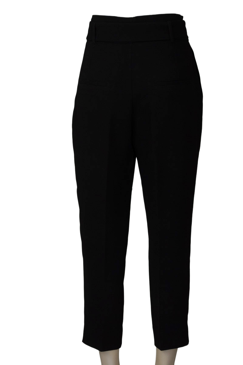 Pantalones color Negro - MNG