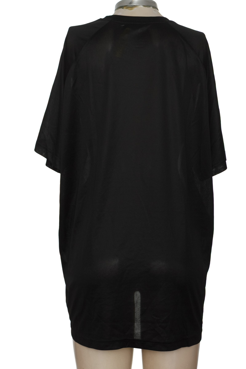 Ropa Deportiva / Salida de Baño color Negro - Adidas