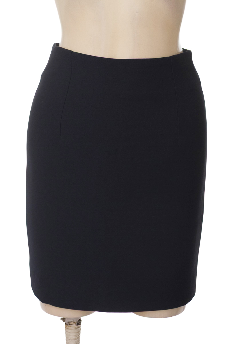 Falda color Azul - Closeando