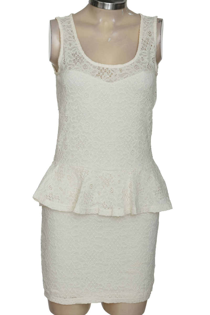 Vestido / Enterizo color Blanco - Studio F