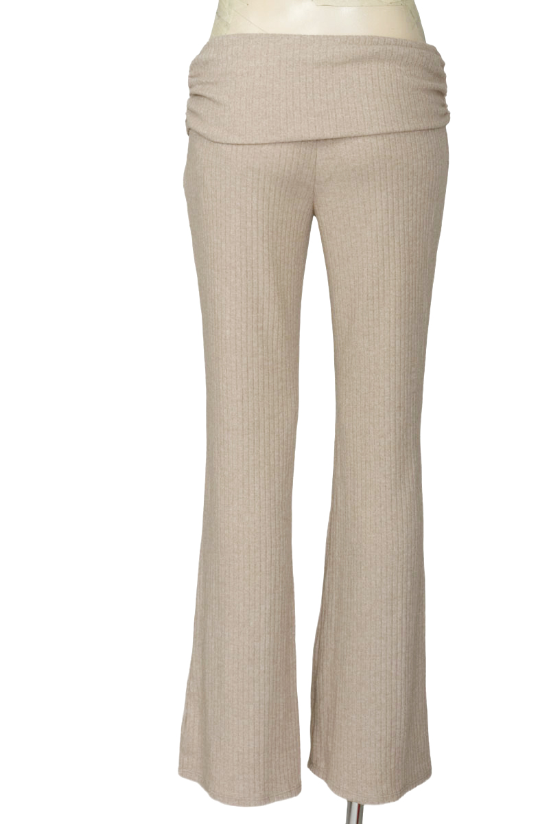Pantalones color Beige - Divided by H&M