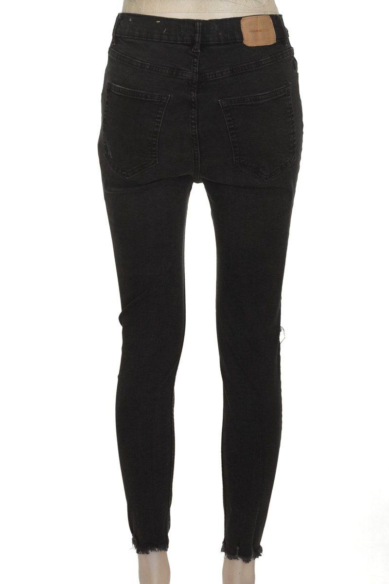 Pantalones color Negro - Pull & Bear