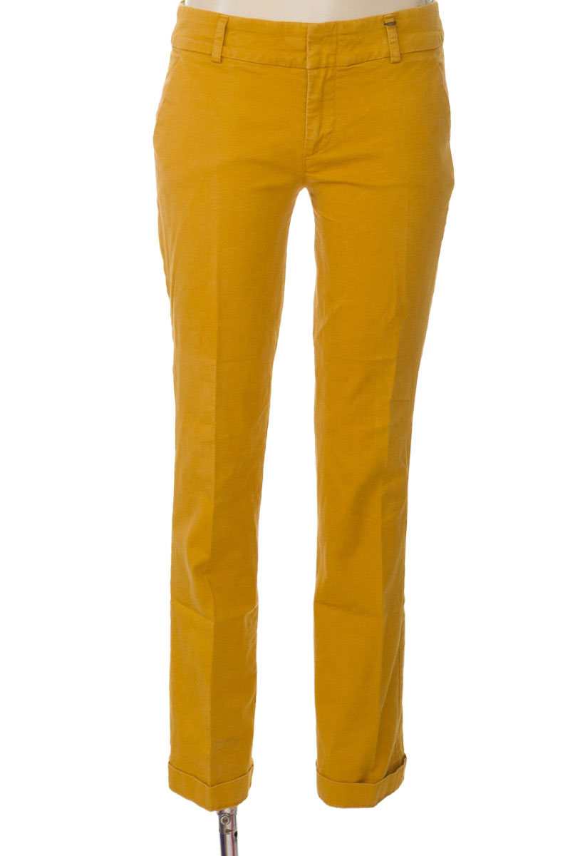 Pantalones color Mostaza - Esprit
