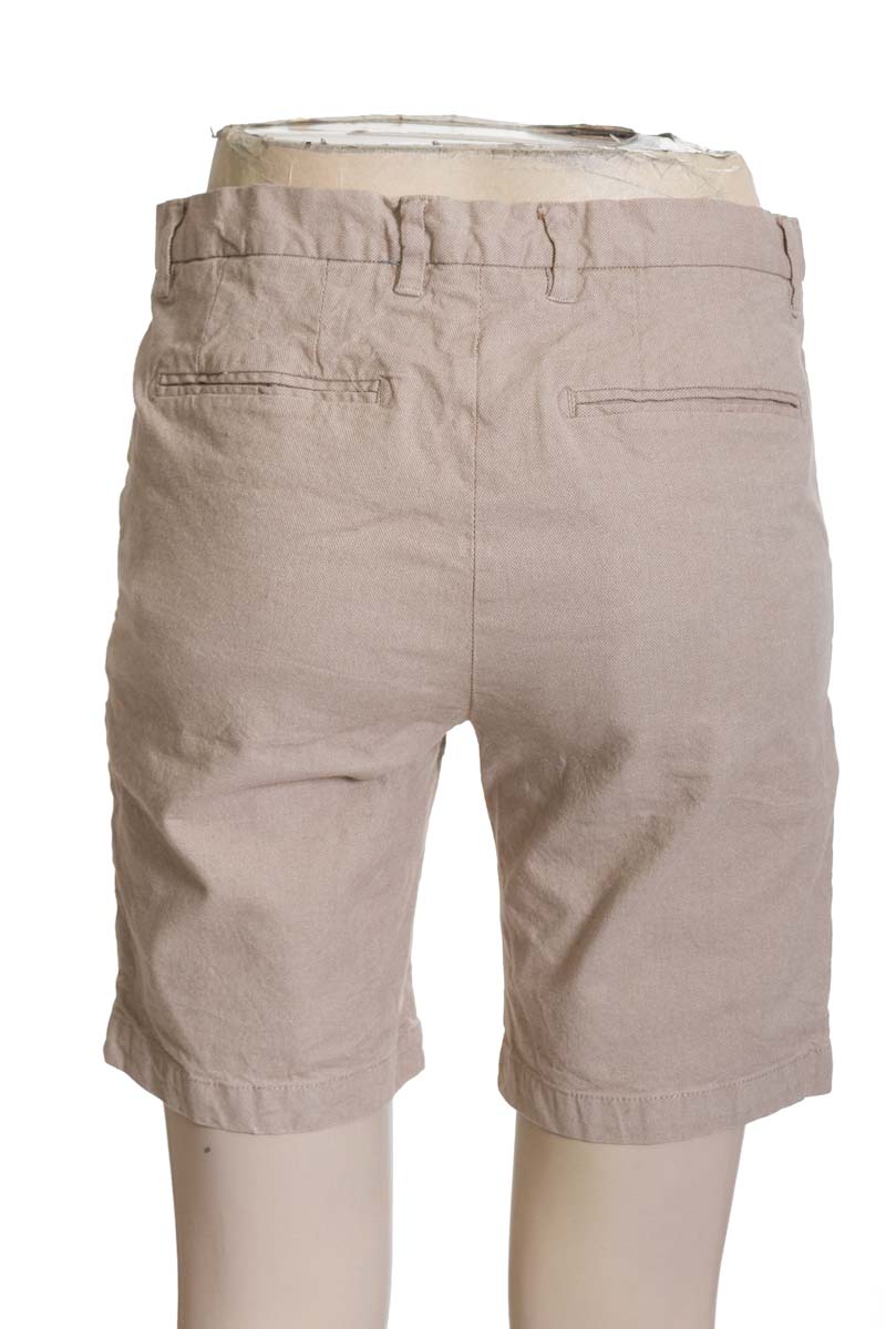 Short color Beige - STUDIO