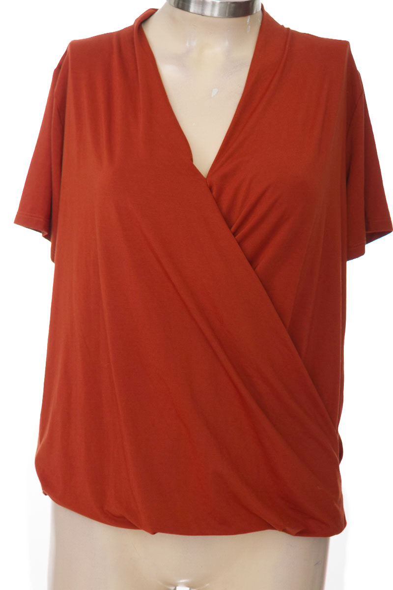 Blusa color Naranja - Closeando